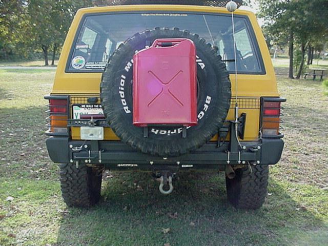 Jeep xj jerry can mount #3