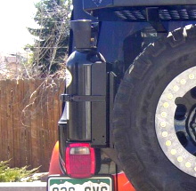 Jeeperman C02 Tank Mount for Swing-Away Carriers
