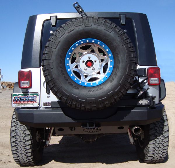 Jeep jk rear bumper with tire carrier #2