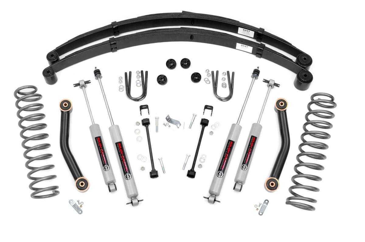Rough Country Jeep XJ Cherokee 4.5in Suspension Lift Kit w/Leafs 633N2 JeepinOutfitters